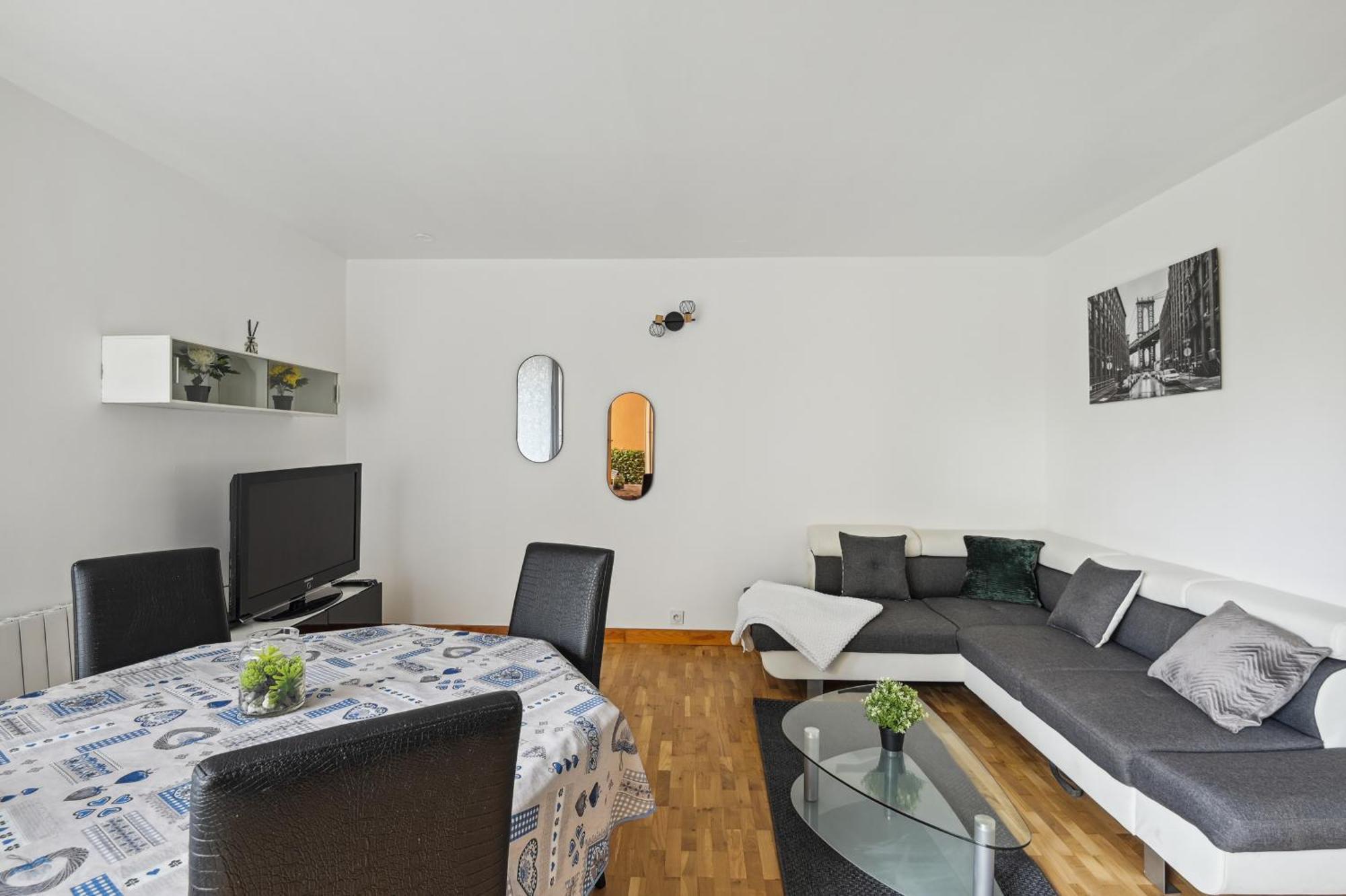 "Joie De Vivre" - Parisian Spacious & Charming Flat Asnières Εξωτερικό φωτογραφία